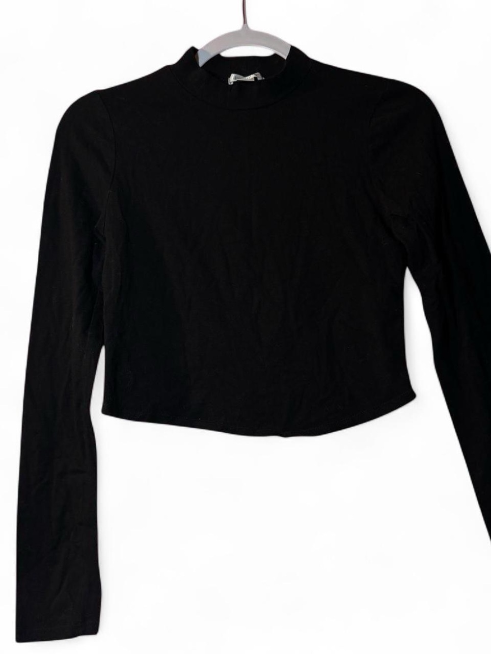 Bozzolo Black Long-Sleeve Mock Neck Crop Top
